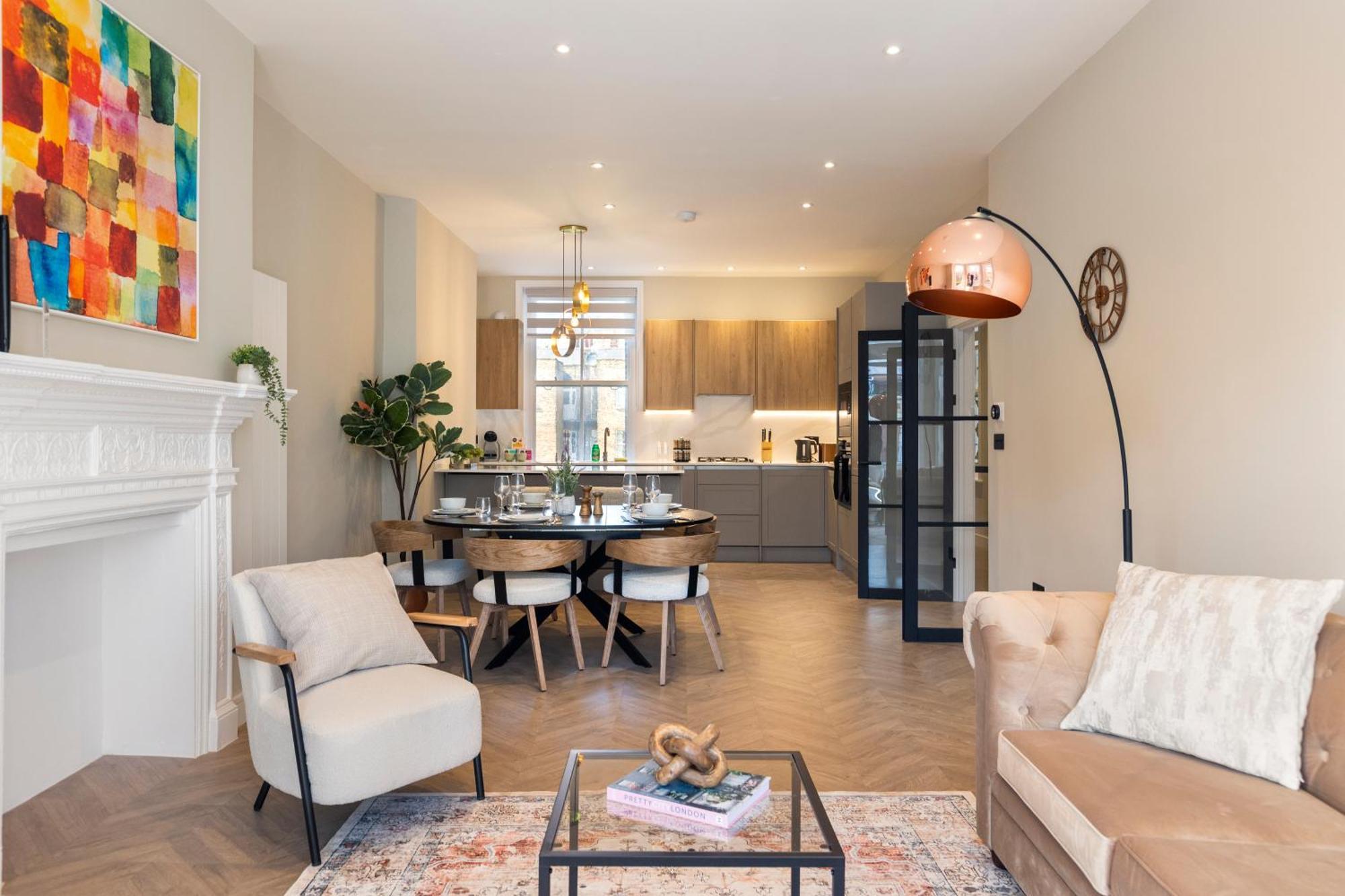 Luxury 3 Bedroom Flat 5 Min To Tube Station Apartment *