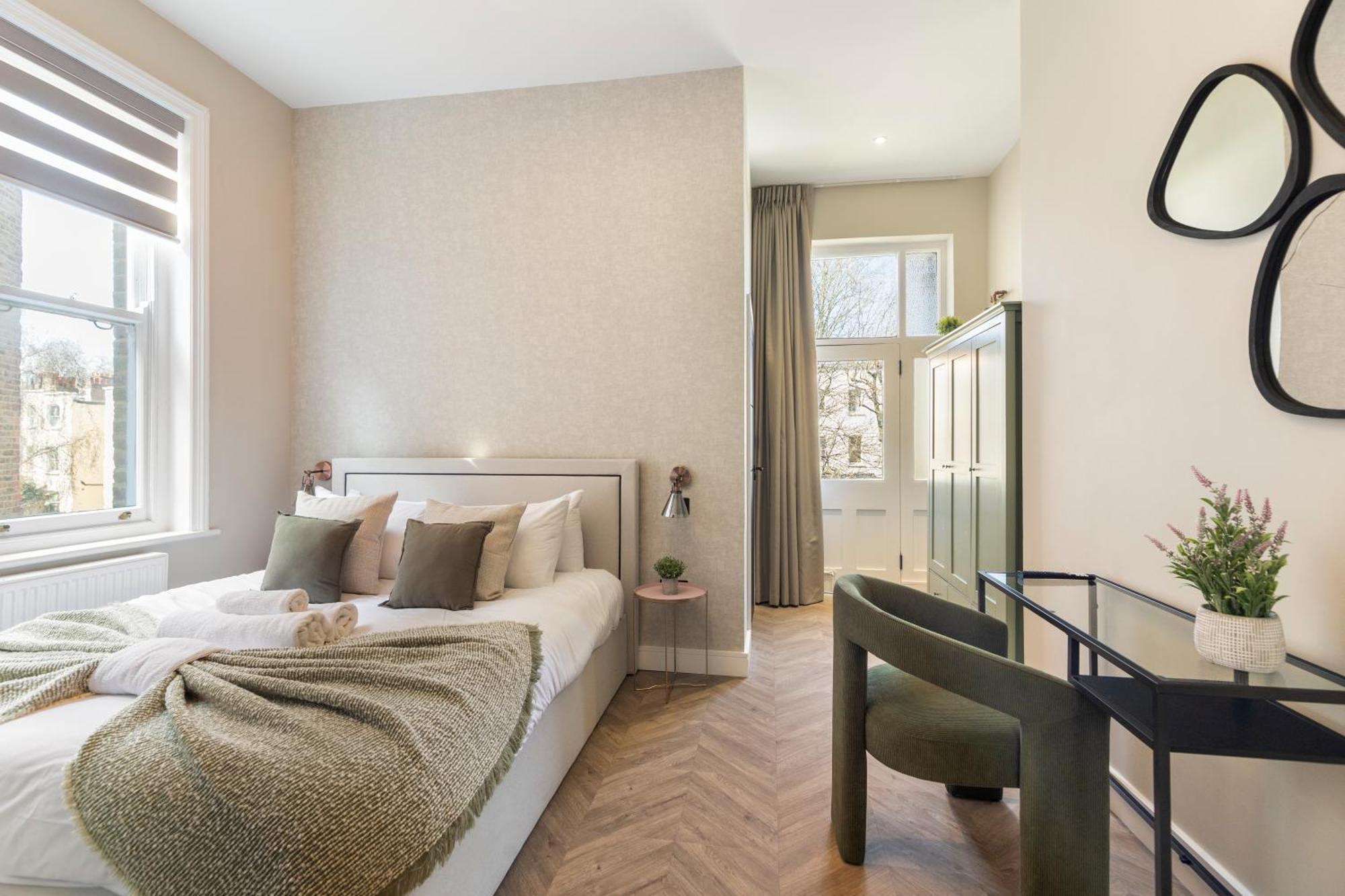 Apartment Luxury 3 Bedroom Flat 5 Min To Tube Station