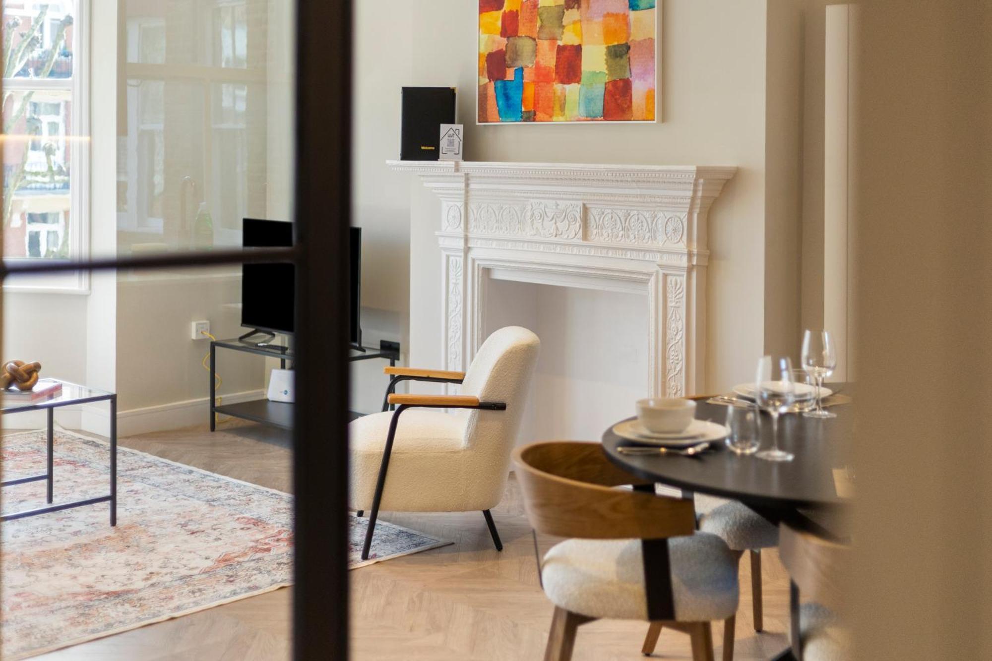 Luxury 3 Bedroom Flat 5 Min To Tube Station Apartment *